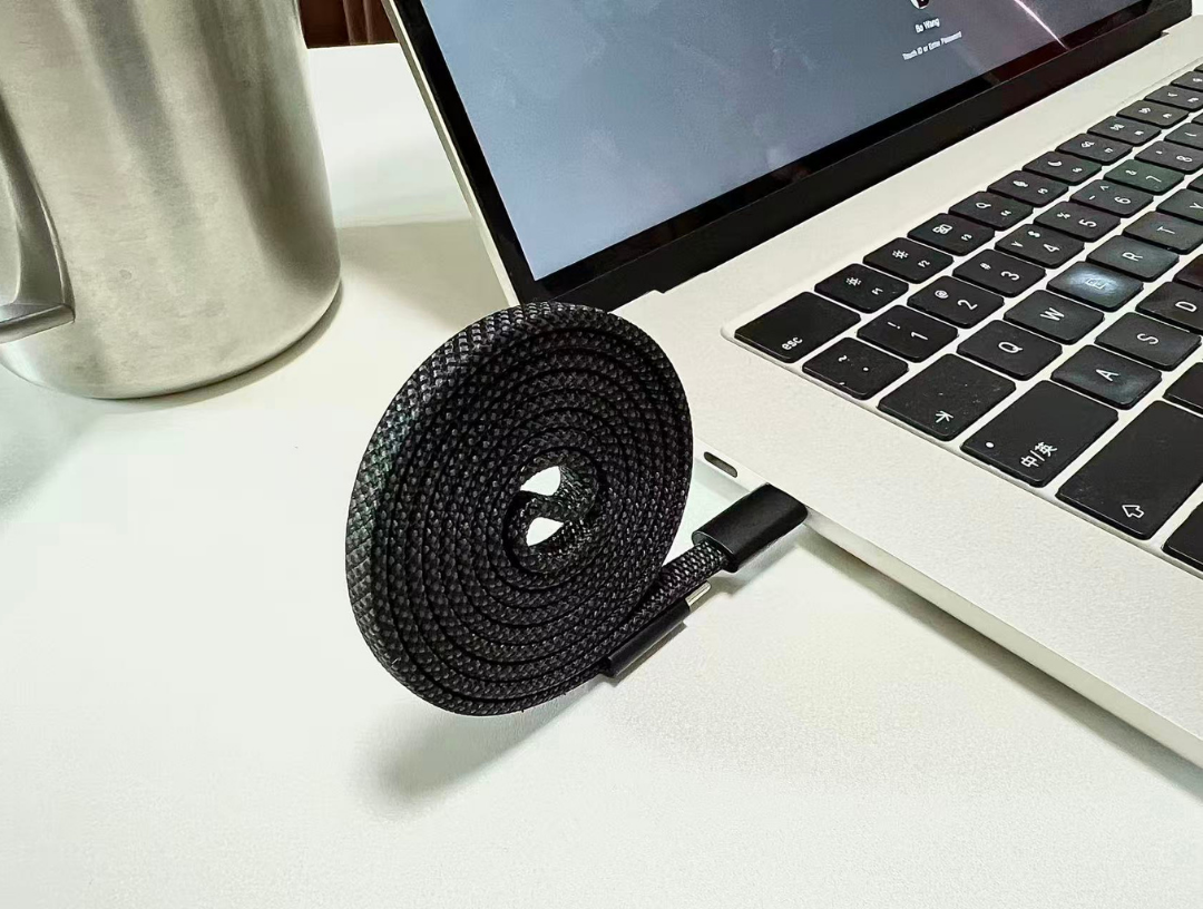 SGoeee　スゴいケーブル